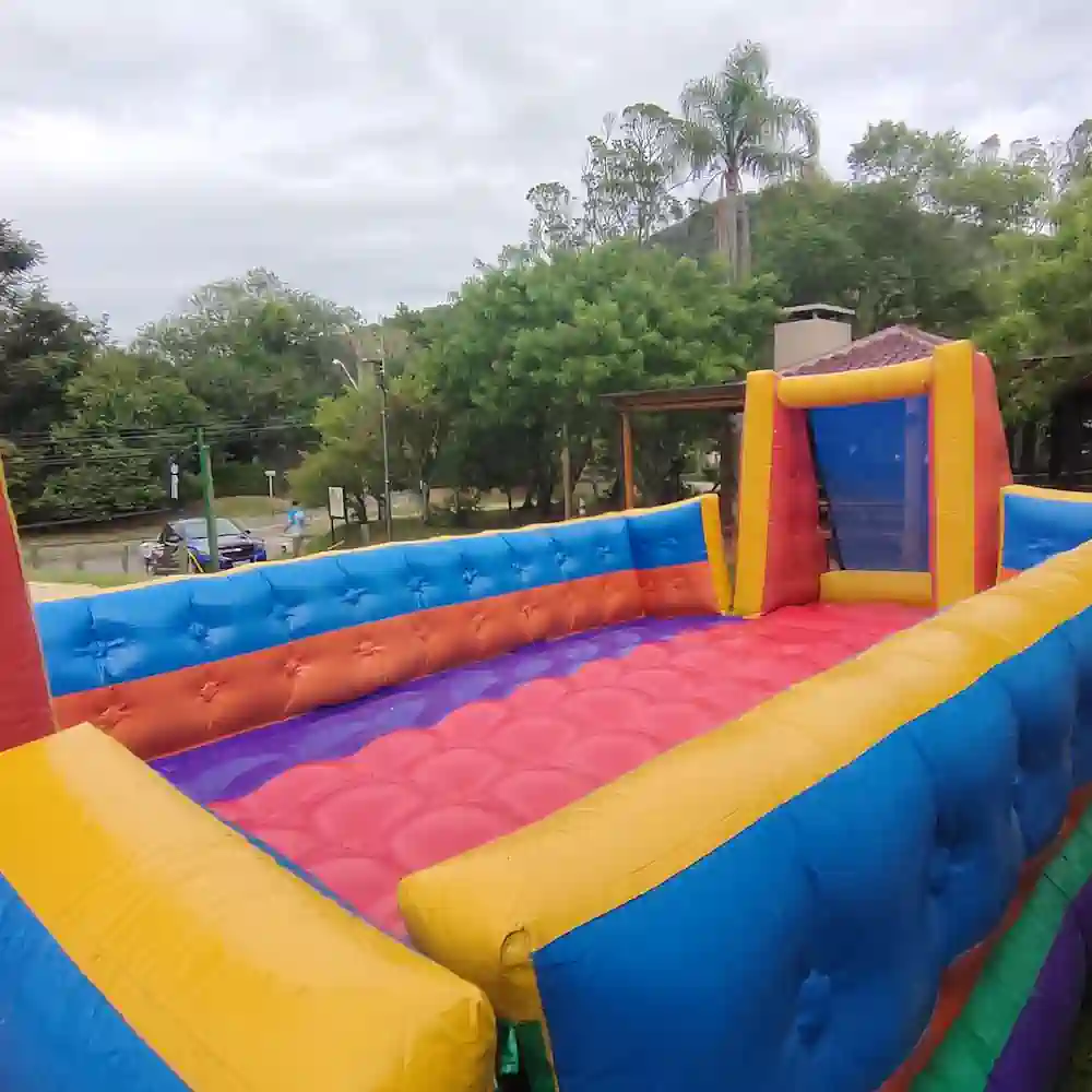 Futebol de sabão inflável para eventos em São José SC